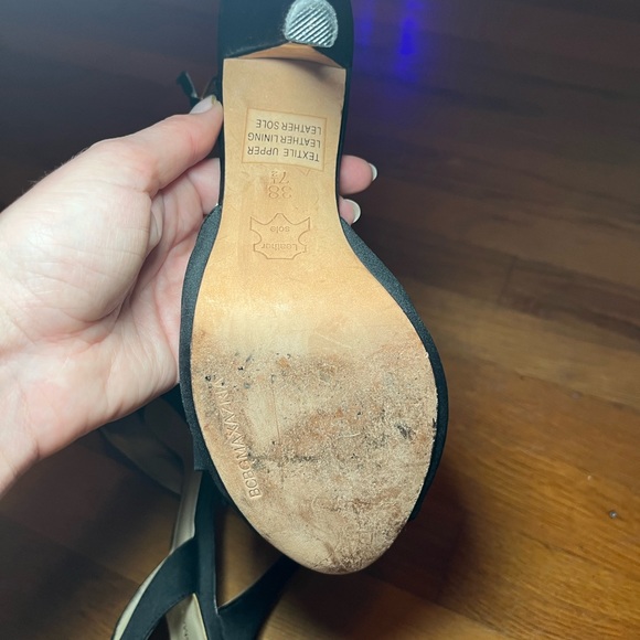 BCBGMaxAzria | Black Satin Bow Heels Size 7.5 - Picture 6 of 6